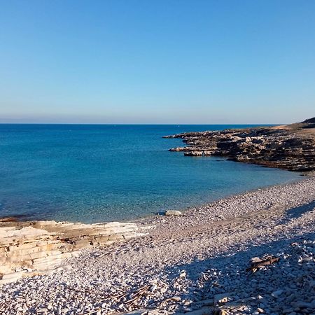 Holiday Home Mirela Šišan Екстериор снимка