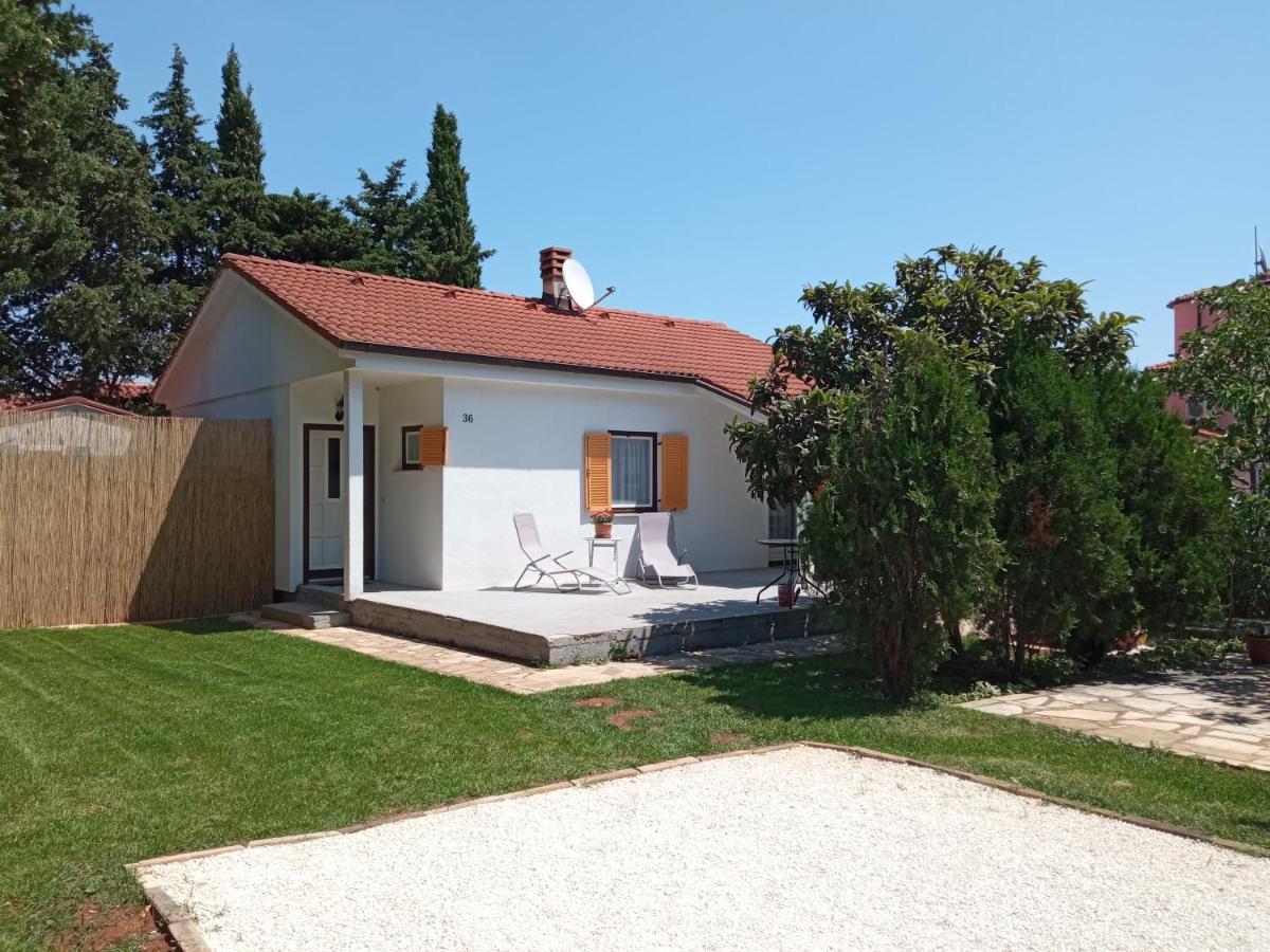 Holiday Home Mirela Šišan Екстериор снимка